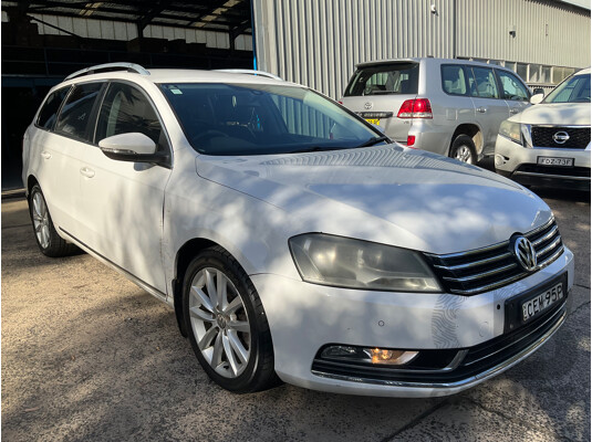 7/2011 Volkswagen Passat 125 TDI Highline 3C MY10 UPGRADE 4d Wagon Candy White Turbo Diesel 2.0L