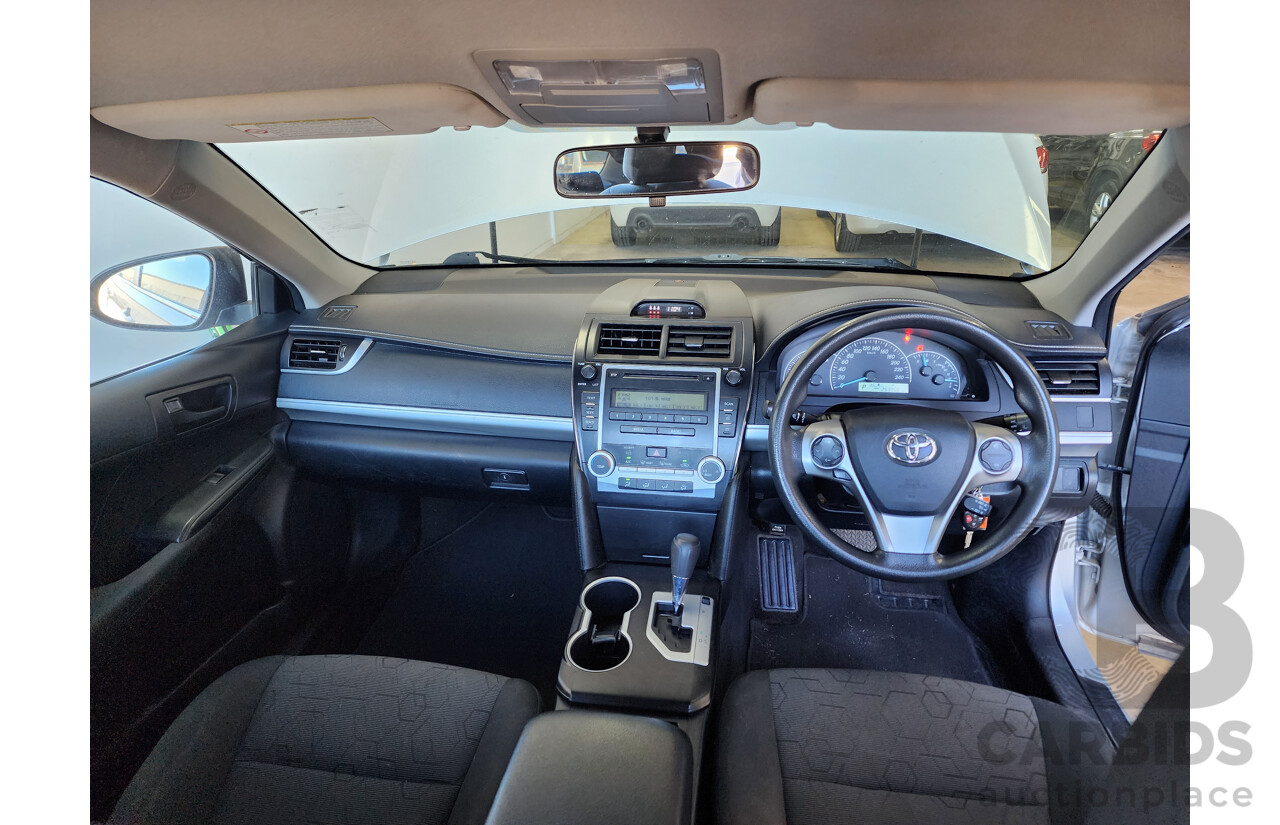 8/2013 Toyota Camry Altise ASV50R 4d Sedan Silver 2.5L