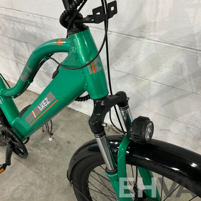 AKEZ  26'' E-bike