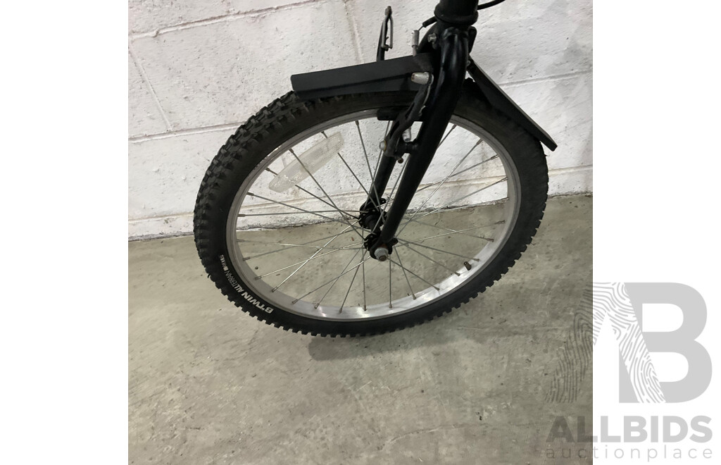 B.twin 20'' Folding Bike & Spectrum Kids Bike & MX30 Kids Bicycle - Lot of 3