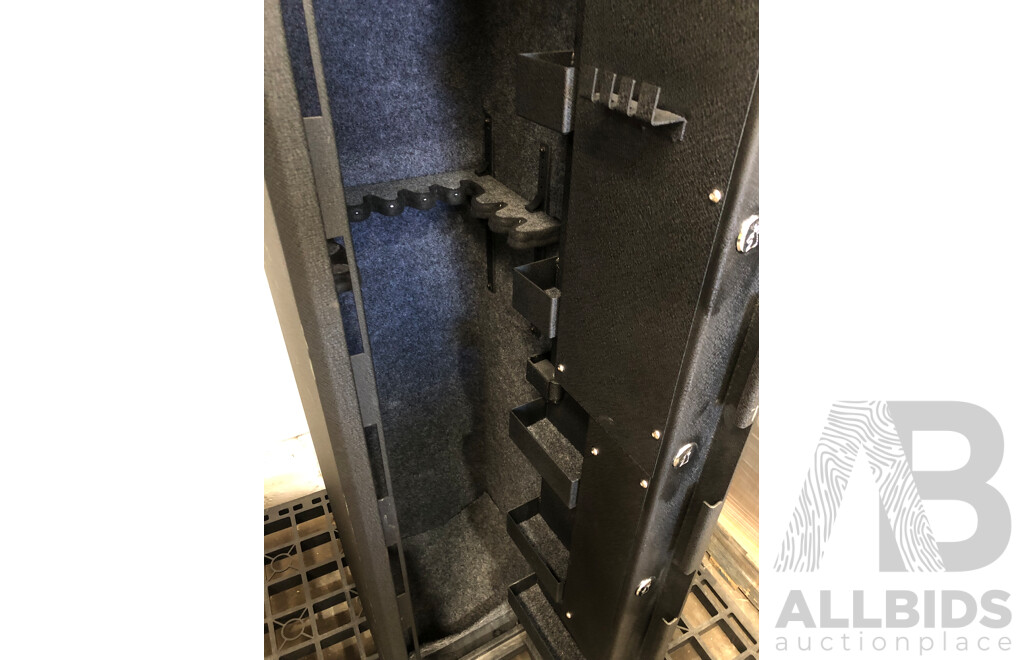 Spika Eight Capacity Gun Safe