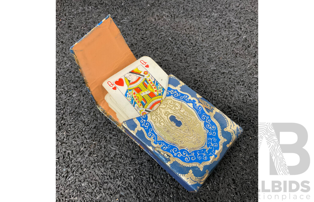 Vintage Style-inspired Decorative Items - Ceramics, Wooden Boxes and Traditional Accessories