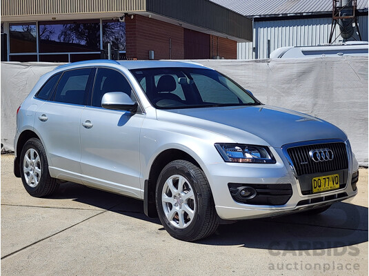 9/2009 Audi Q5 2.0 TDI Quattro 8R 4d Wagon Silver 2.0L