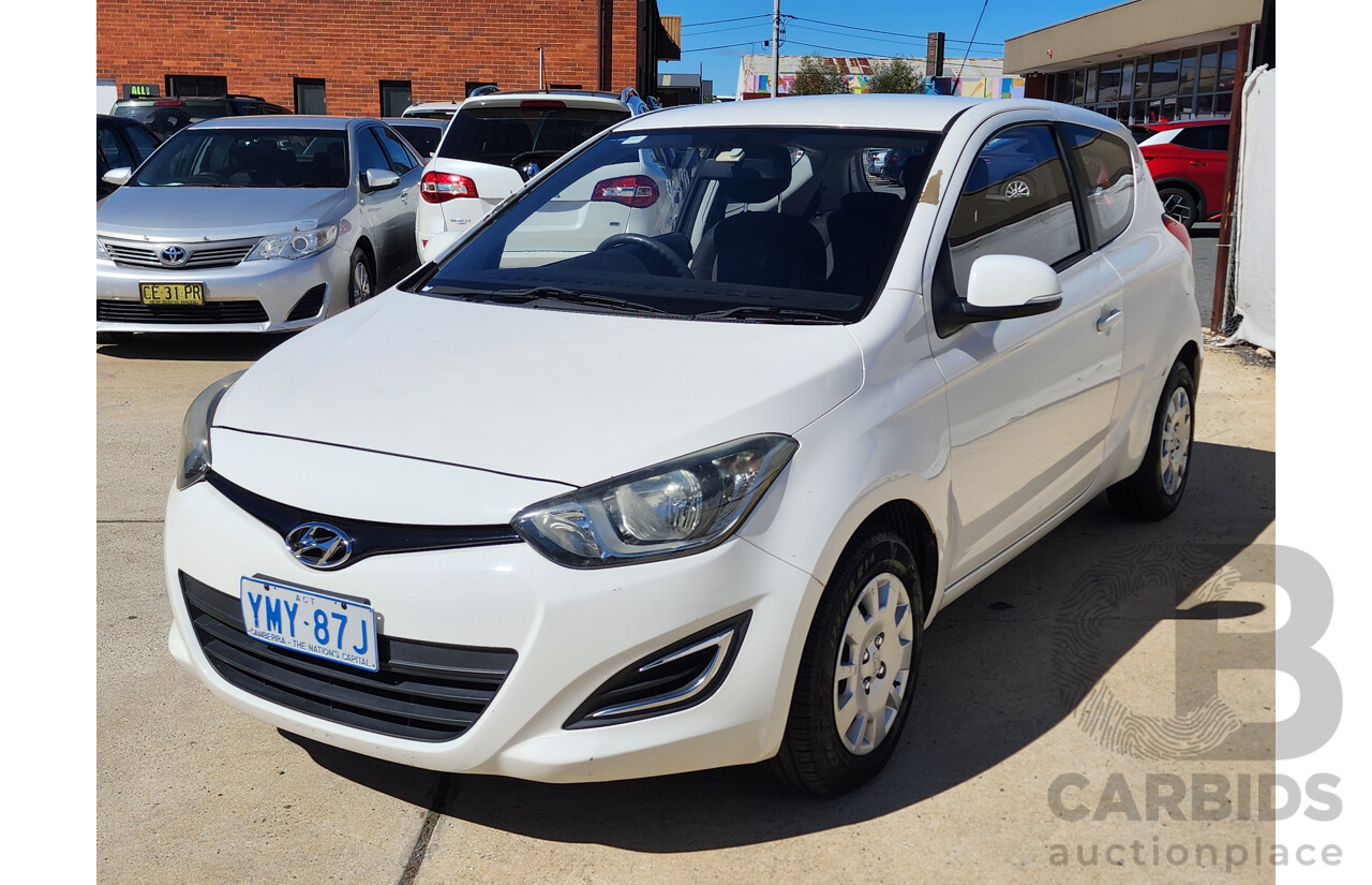 6/2012 Hyundai i20 Active PB MY12.5 3d Hatchback White 1.4L