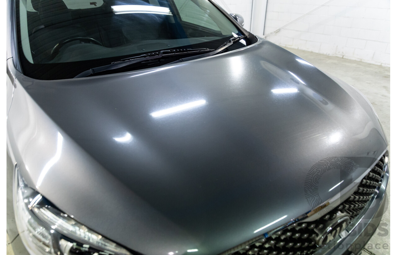 04/2016 Kia Sorento Platinum (AWD) UM MY16 4d Wagon Graphite Steel Metallic Turbo Diesel 2.2L