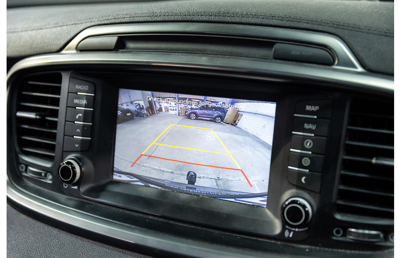 04/2016 Kia Sorento Platinum (AWD) UM MY16 4d Wagon Graphite Steel Metallic Turbo Diesel 2.2L