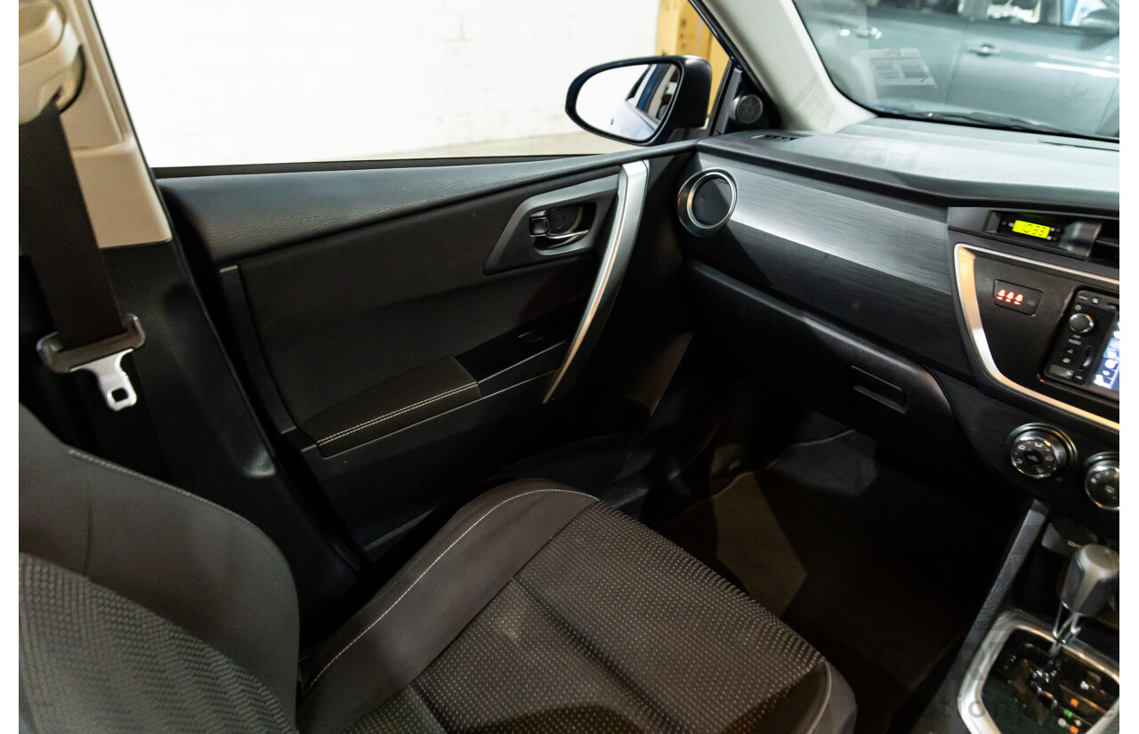 01/2015 Toyota Corolla ASCENT SPORT FWD ZRE182R 5D Hatchback Blue Streak Metallic 1.8L