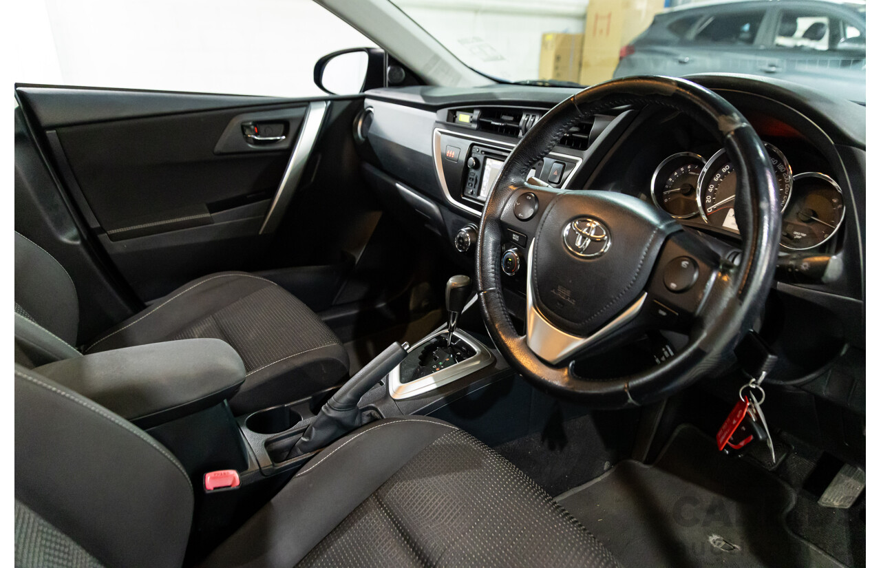 01/2015 Toyota Corolla ASCENT SPORT FWD ZRE182R 5D Hatchback Blue Streak Metallic 1.8L