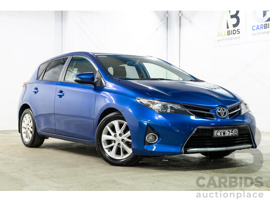 01/2015 Toyota Corolla ASCENT SPORT FWD ZRE182R 5D Hatchback Blue Streak Metallic 1.8L