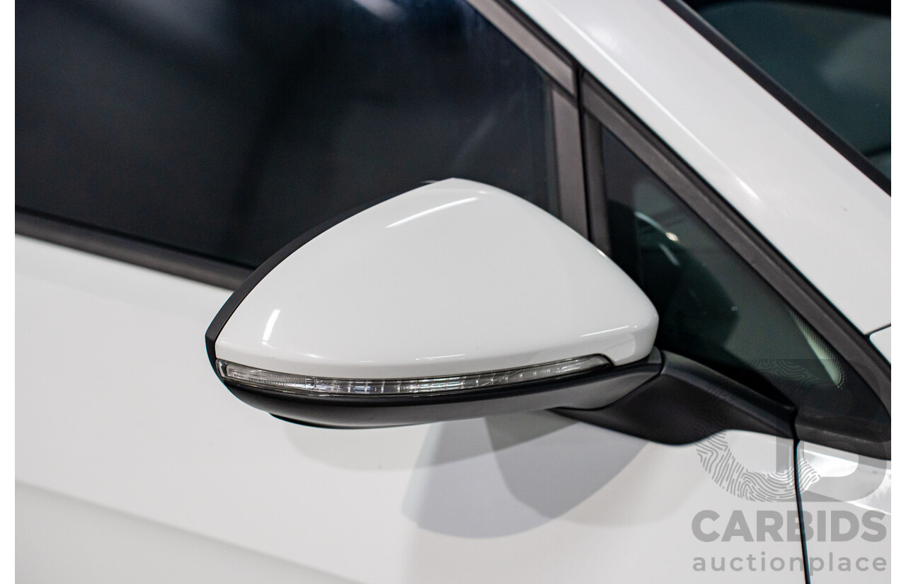 05/2016 Volkswagen Golf 92 TSI (FWD) AU MY16 5d Hatchback Pure White Turbo 1.4L