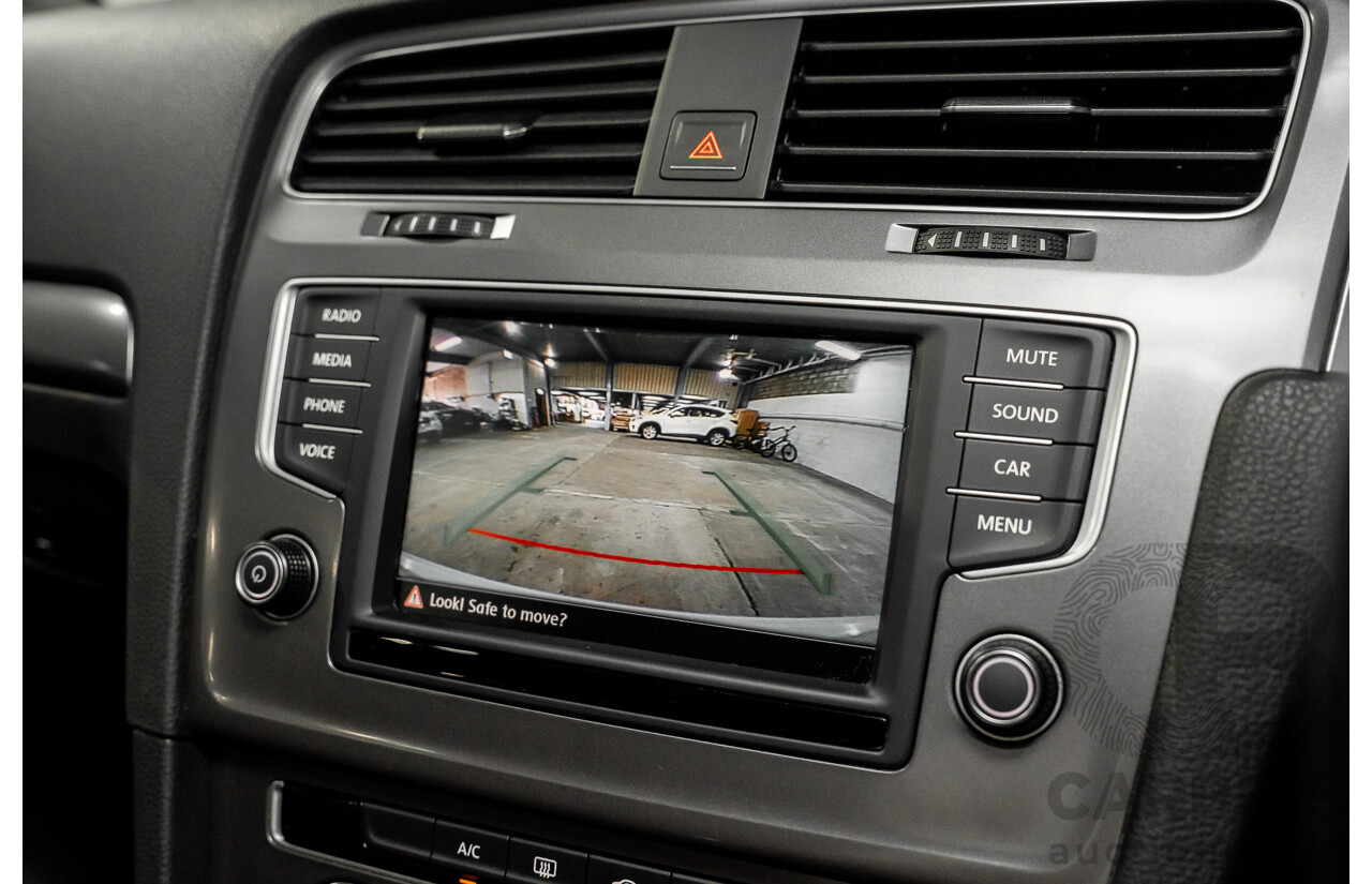 05/2016 Volkswagen Golf 92 TSI (FWD) AU MY16 5d Hatchback Pure White Turbo 1.4L