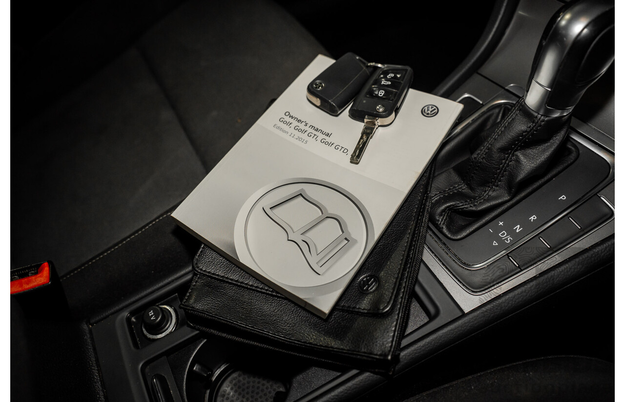 05/2016 Volkswagen Golf 92 TSI (FWD) AU MY16 5d Hatchback Pure White Turbo 1.4L