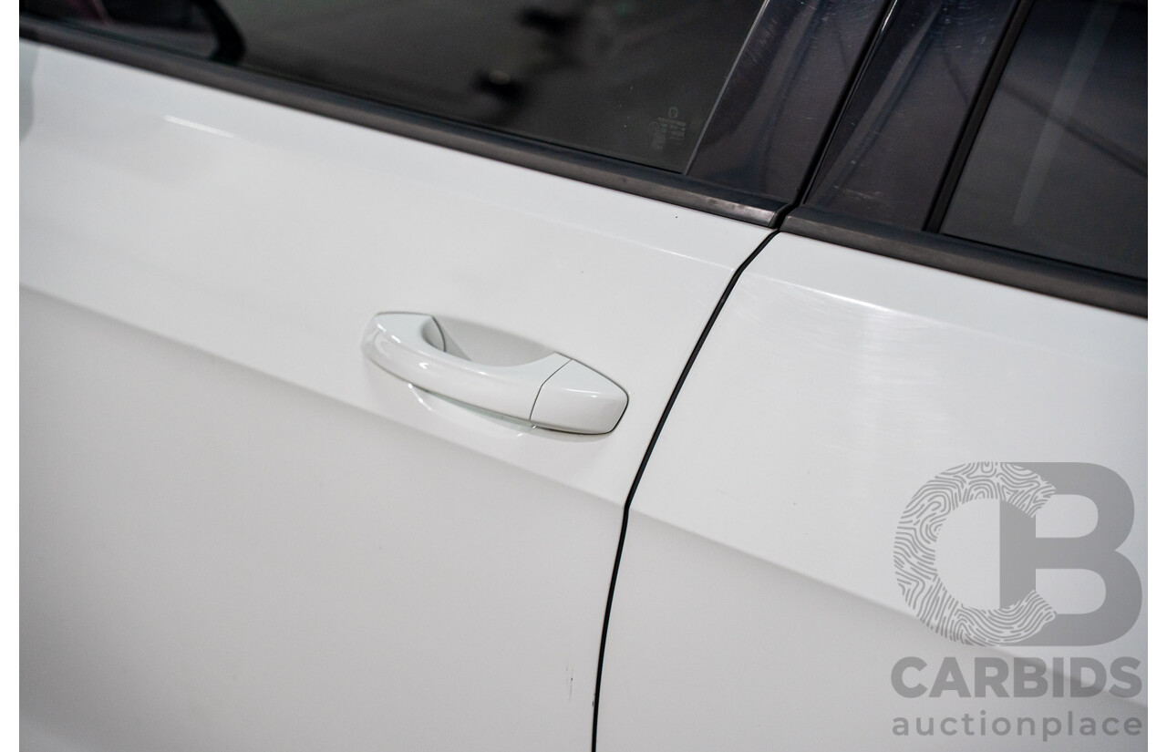 05/2016 Volkswagen Golf 92 TSI (FWD) AU MY16 5d Hatchback Pure White Turbo 1.4L