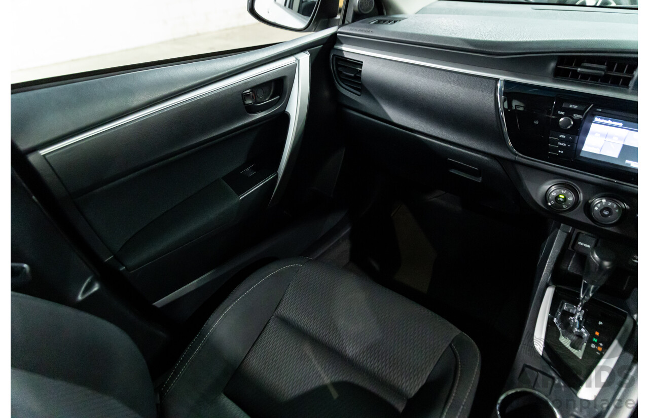 09/2016 Toyota Corolla Ascent (FWD) ZRE172R 4d Sedan Classic Silver Metallic 1.8L