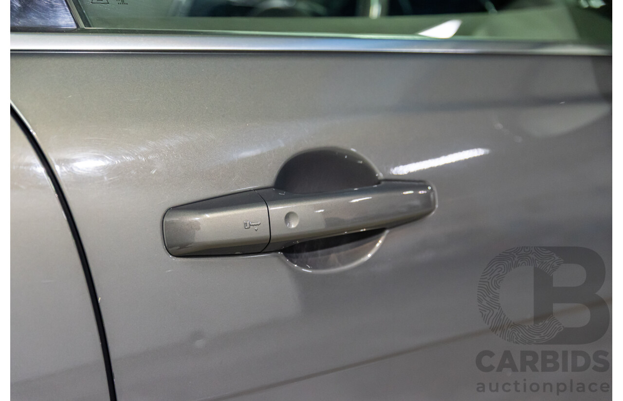 09/2015 Jaguar XE 25t Portfolio (RWD) 4d Sedan Tempest Grey Metallic Turbo 2.0L