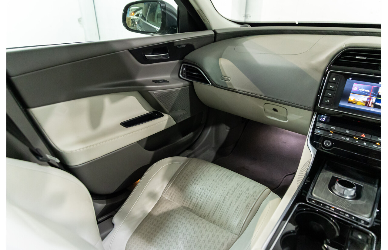 09/2015 Jaguar XE 25t Portfolio (RWD) 4d Sedan Tempest Grey Metallic Turbo 2.0L