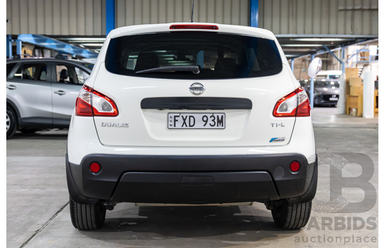 2/2013 Nissan Dualis Ti-L (4x2) J10 MY13 4d Wagon Ivory Pearl 2.0L