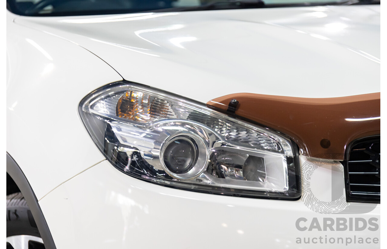 2/2013 Nissan Dualis Ti-L (4x2) J10 MY13 4d Wagon Ivory Pearl 2.0L