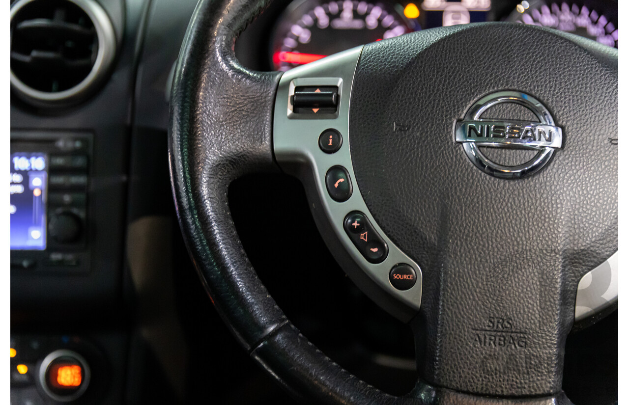 2/2013 Nissan Dualis Ti-L (4x2) J10 MY13 4d Wagon Ivory Pearl 2.0L