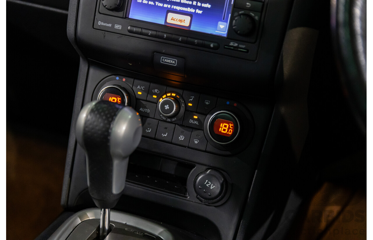 2/2013 Nissan Dualis Ti-L (4x2) J10 MY13 4d Wagon Ivory Pearl 2.0L