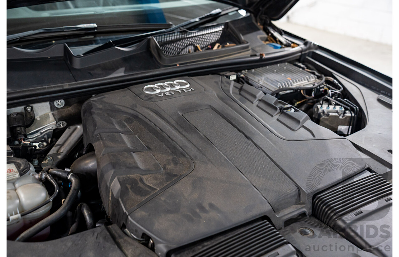 11/2017 Audi Q7 3.0 TDI Quattro (160kW AWD) 4M MY18 4d Wagon Orca Black Metallic Turbo Diesel V6 3.0L