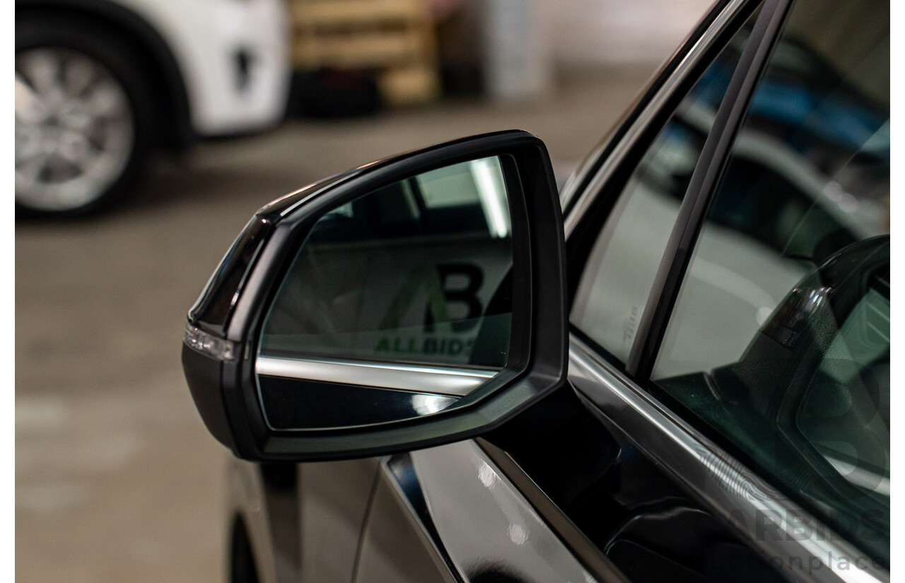 11/2017 Audi Q7 3.0 TDI Quattro (160kW AWD) 4M MY18 4d Wagon Orca Black Metallic Turbo Diesel V6 3.0L