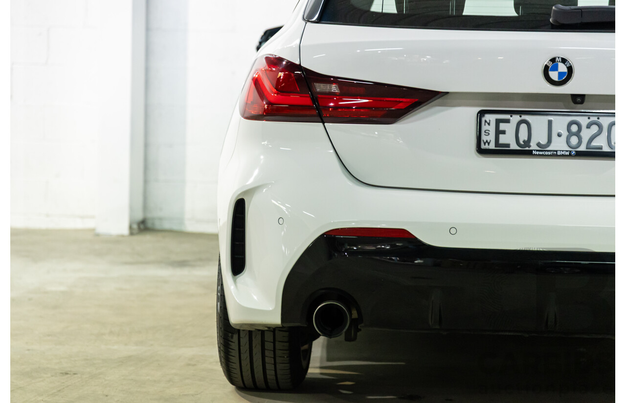 07/2021 Bmw 118i M Sport (FWD) F40 5d Hatchback Alpine White Turbo 1.5L