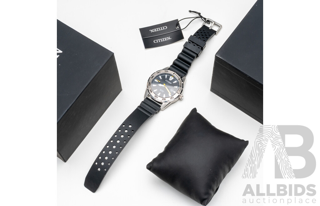 Men's Citizen Quartz Wristwatch. Model - 1112-S118182