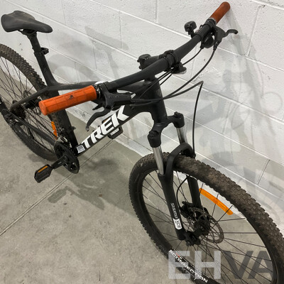 TREK Marlin 5 Mountain Bike