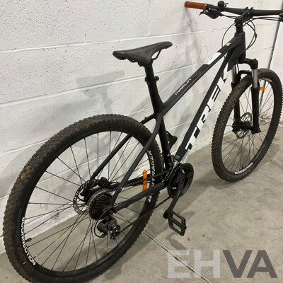 TREK Marlin 5 Mountain Bike