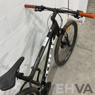 TREK Marlin 5 Mountain Bike