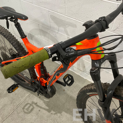 Scott Spark Mountain Bike with BAFANG Mid-drive Motor Accessory