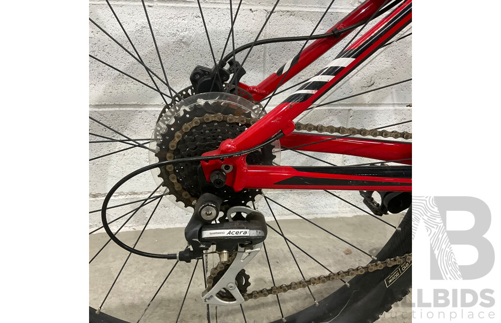 GIANT Talon Mountain Bike