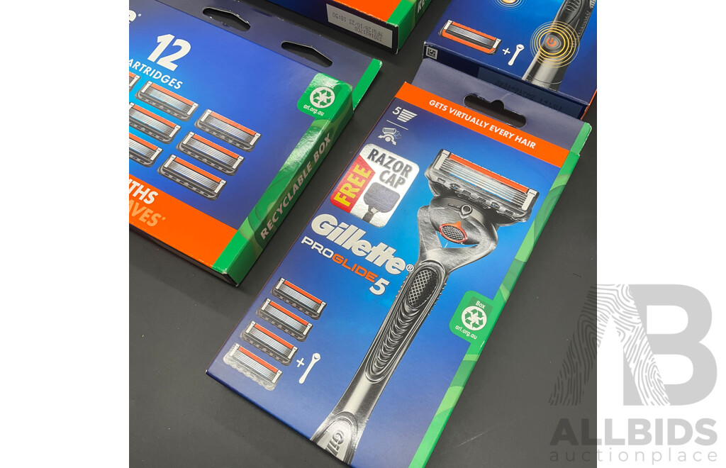 GILLETTE Pro Glide5 Razors (x2) and Razor Blade Refills (12 Packs X2) - Lot of 4