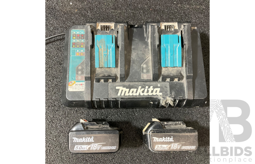 MAKITA (DC18RD) Dual Port Baterry Charger with 5.0Ah and 3.0Ah Battery - Lot of 3