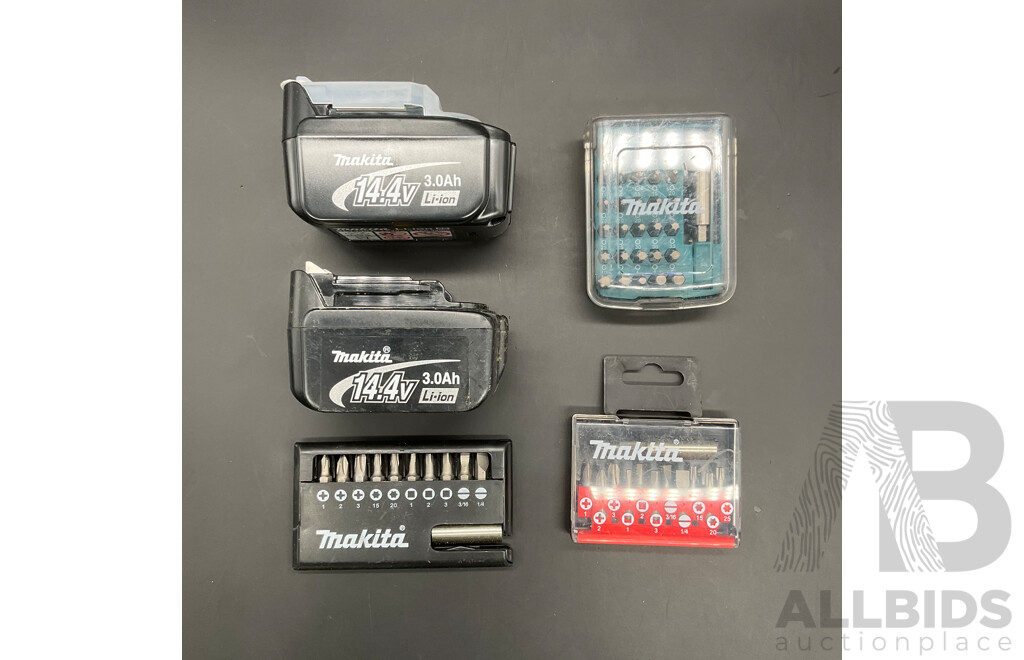 MAKITA 14.4V 3.0Ah Battery (2x) and Assorted Tool Accessories  - Lot of 5