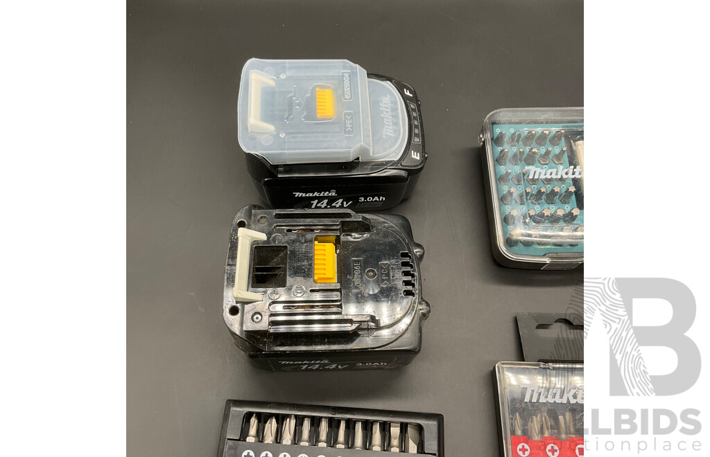 MAKITA 14.4V 3.0Ah Battery (2x) and Assorted Tool Accessories  - Lot of 5