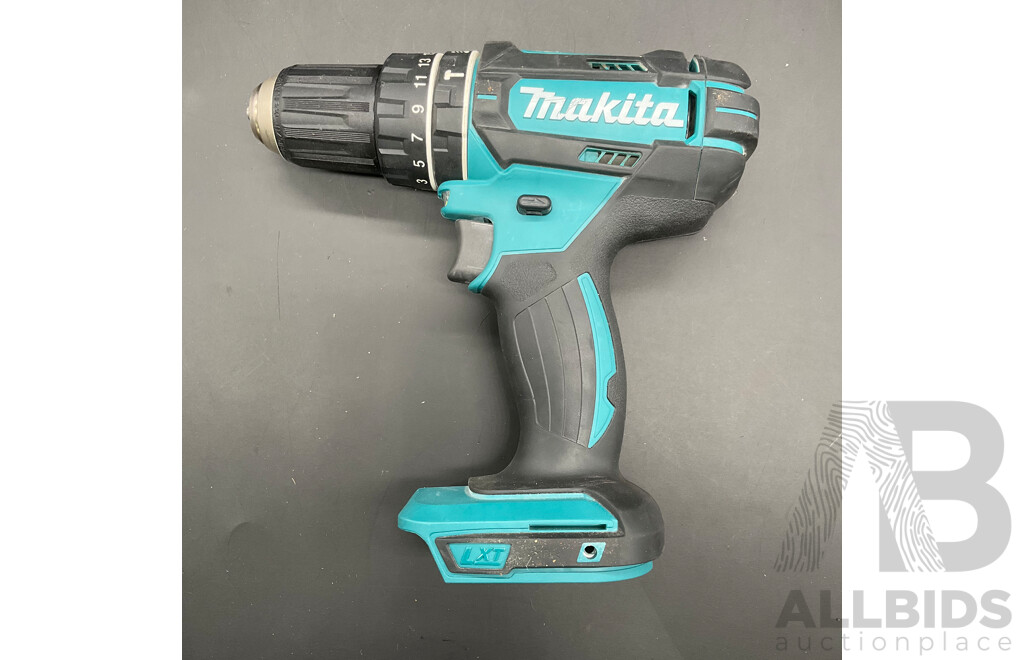 MAKITA 18V Hammer Drill Driver (DHP482) with 5.0Ah Battery and Charger (DC18SD) - Lot of 3