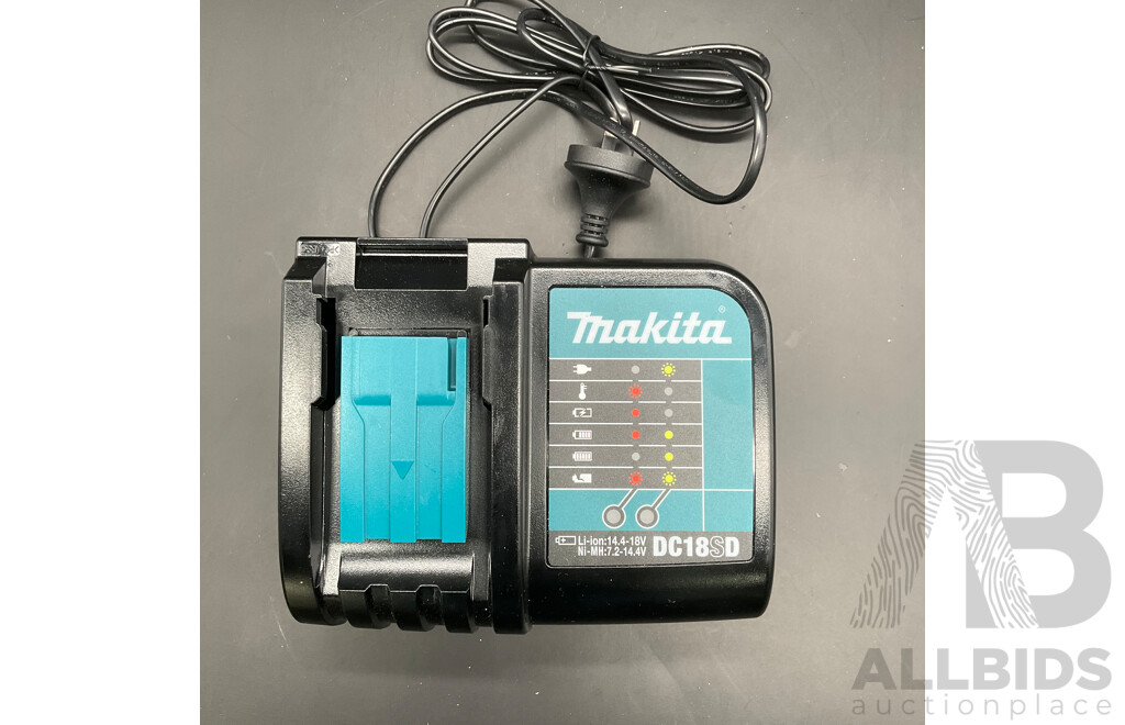 MAKITA 18V Hammer Drill Driver (DHP482) with 5.0Ah Battery and Charger (DC18SD) - Lot of 3