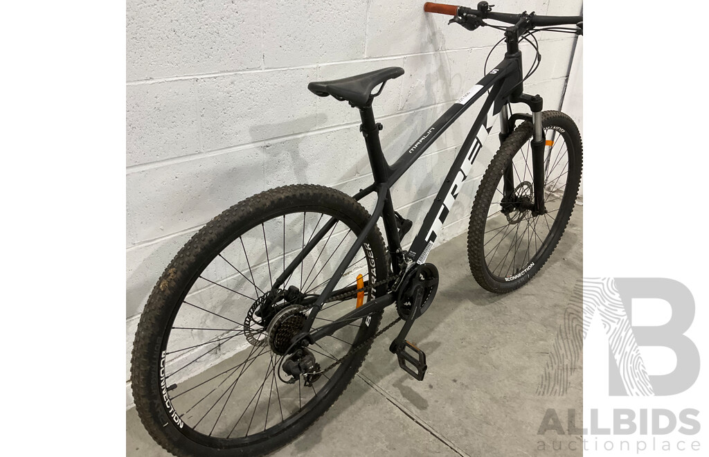 TREK Marlin 5 Mountain Bike