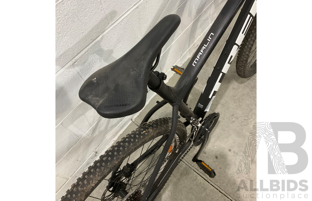 TREK Marlin 5 Mountain Bike