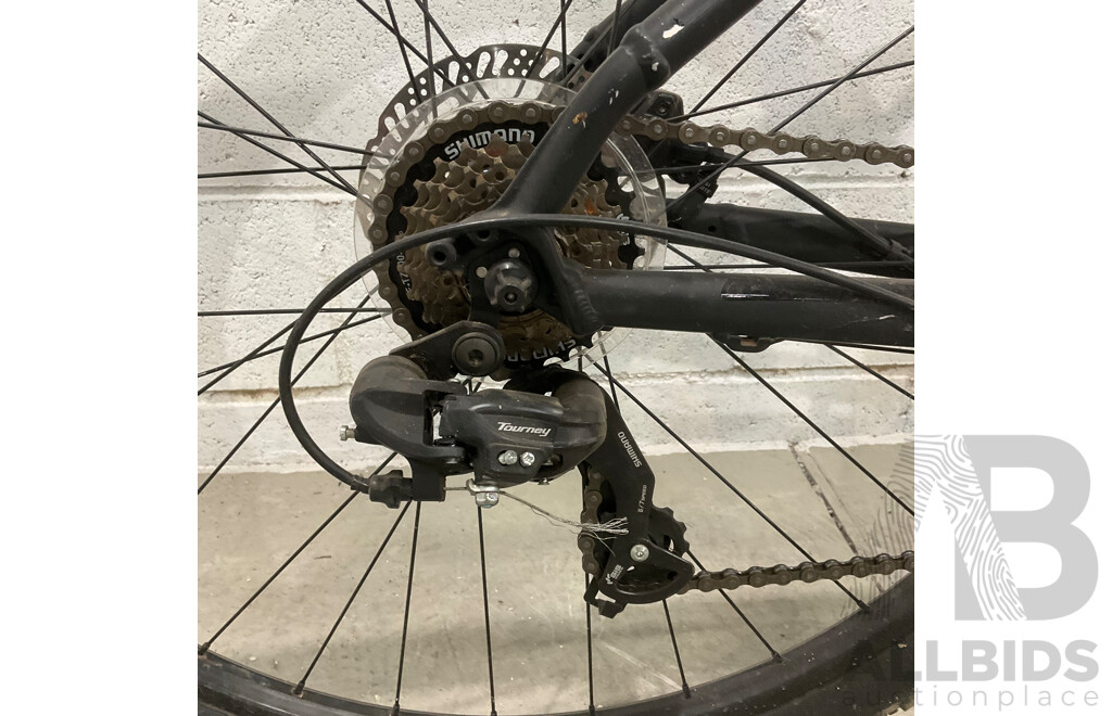 TREK Marlin 5 Mountain Bike