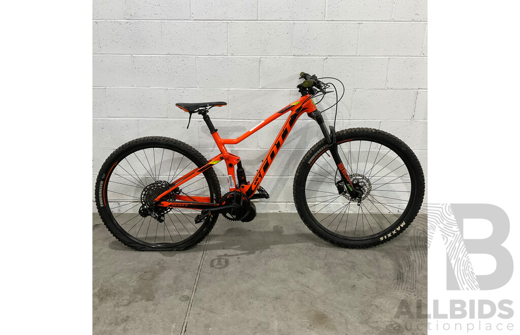 Scott Spark Mountain Bike with BAFANG Mid-drive Motor Accessory