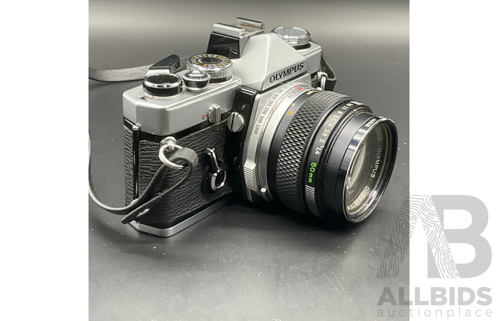 OLYMPUS OM-1 SLR Film Camera with G.Zuiko  50mm Lens and Case
