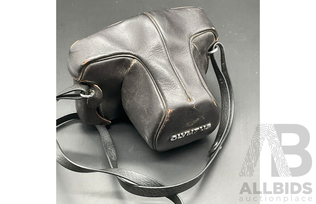 OLYMPUS OM-1 SLR Film Camera with G.Zuiko  50mm Lens and Case