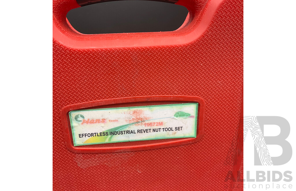 Effortless Heavy Duty Industrial Rivet Nut Tool Set