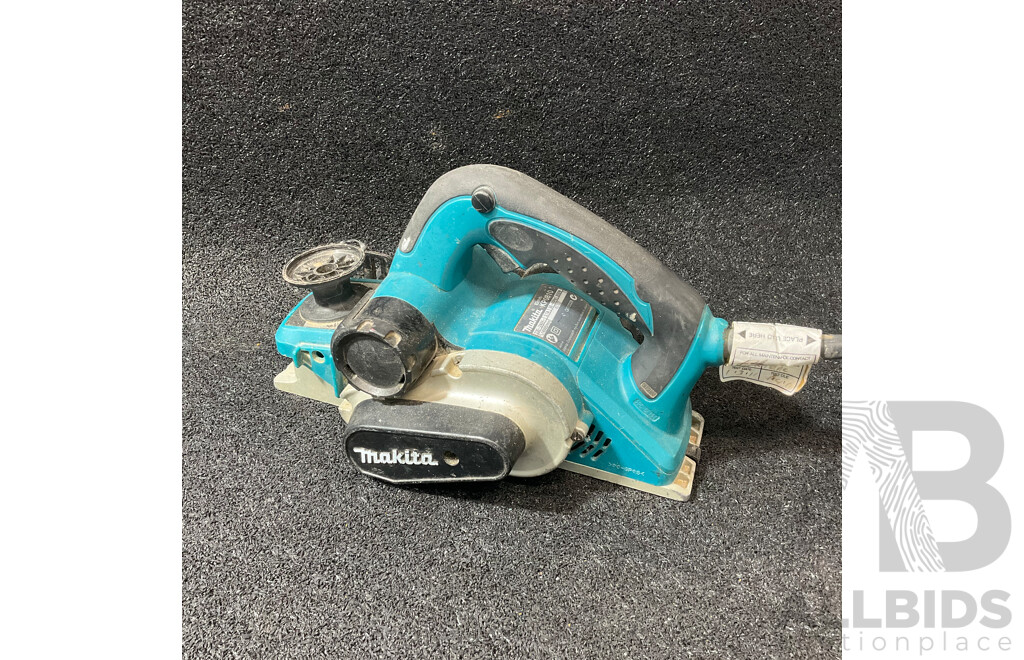 MAKITA 82mm Planer (KP0810)