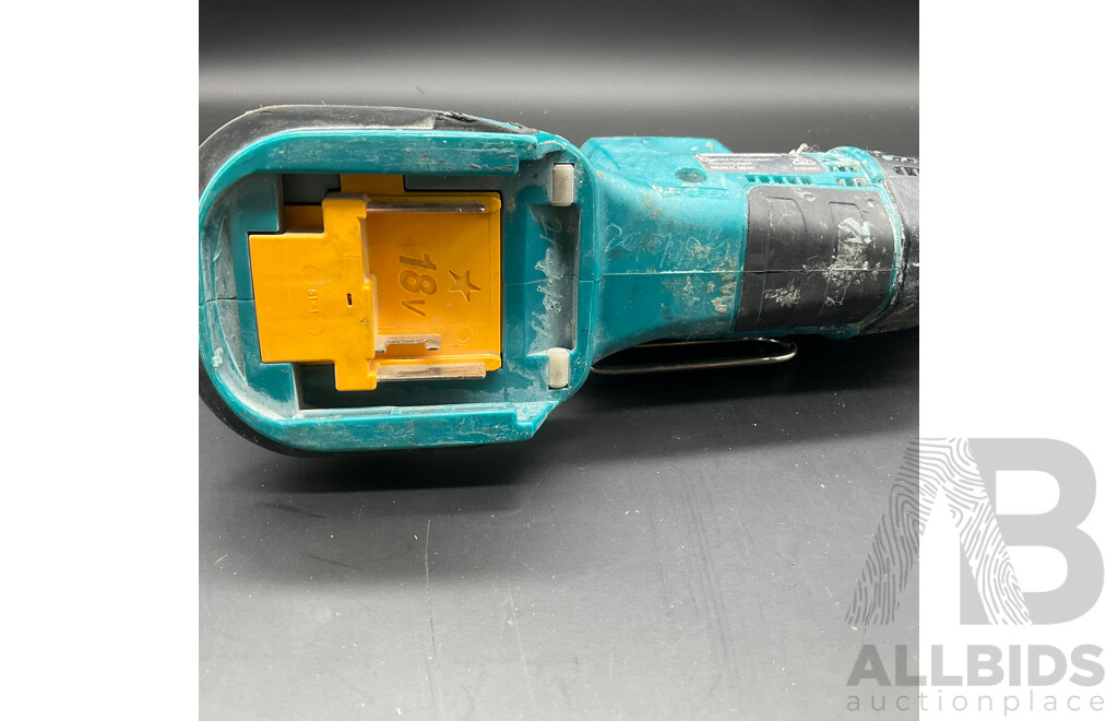 MAKITA 18V Autofeed Screwdriver (DFR450X)