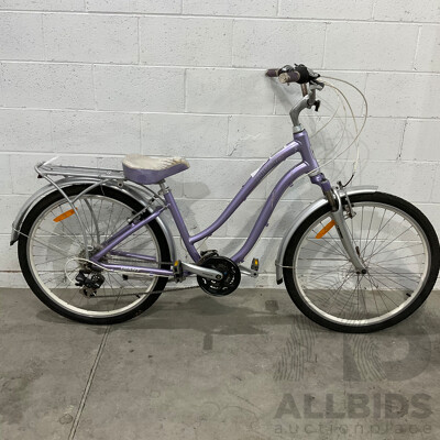 GIANT City Suede Ladies Commuter Bike