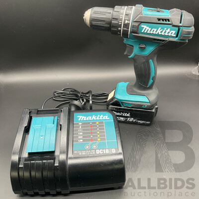 MAKITA 18V Hammer Drill Driver (DHP482) with 5.0Ah Battery and Charger (DC18SD) - Lot of 3